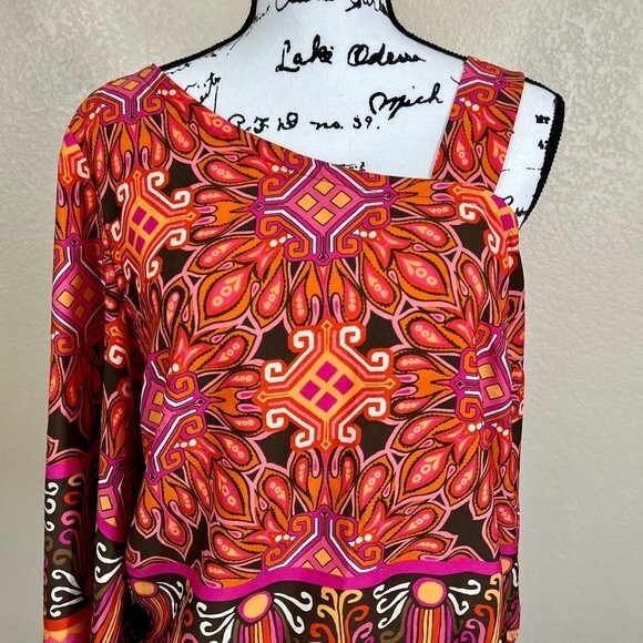 Chico’s orange blouse Zanzibar One-Shoulder Side-Tie Top size 1 - Picture 6 of 16